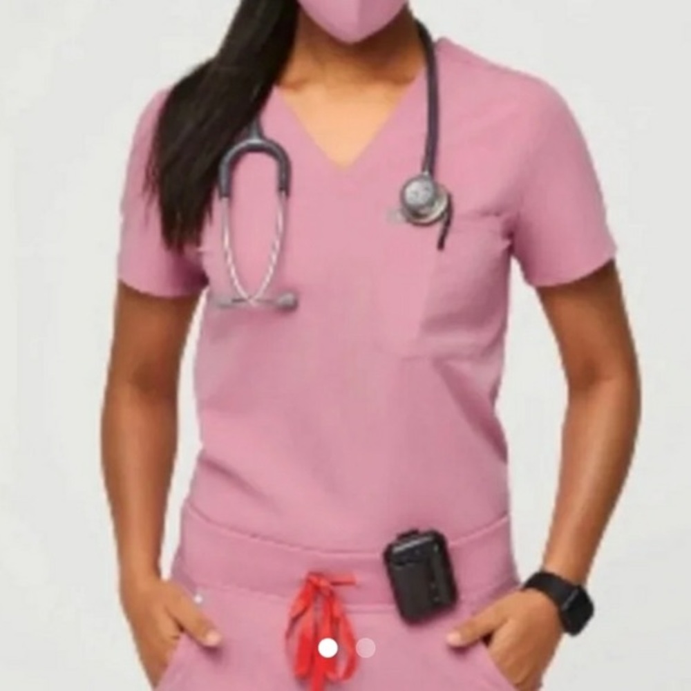 Figs Catarina one pocket scrub top in chalk pink. Size XS. Worn once. Like-new.